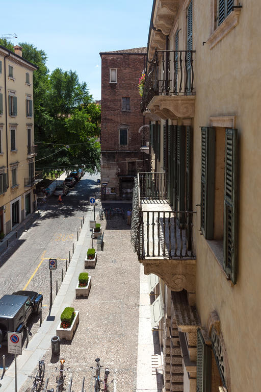 B&B Agli Scaligeri Verona Buitenkant foto